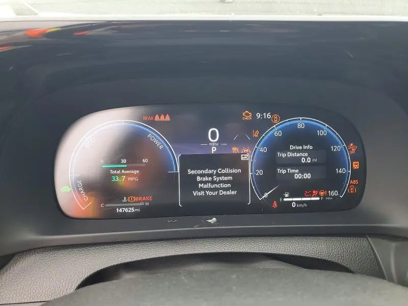 2023 TOYOTA CROWN XLE  