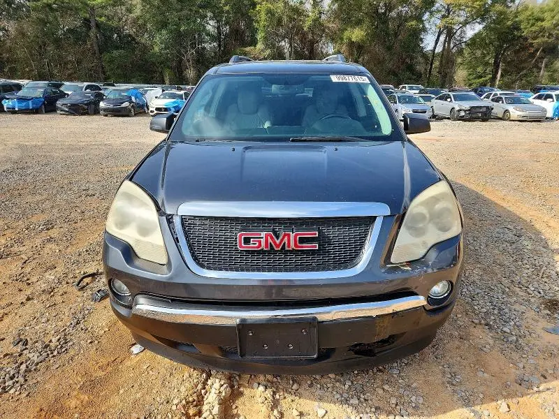 2011 GMC ACADIA SLE  
