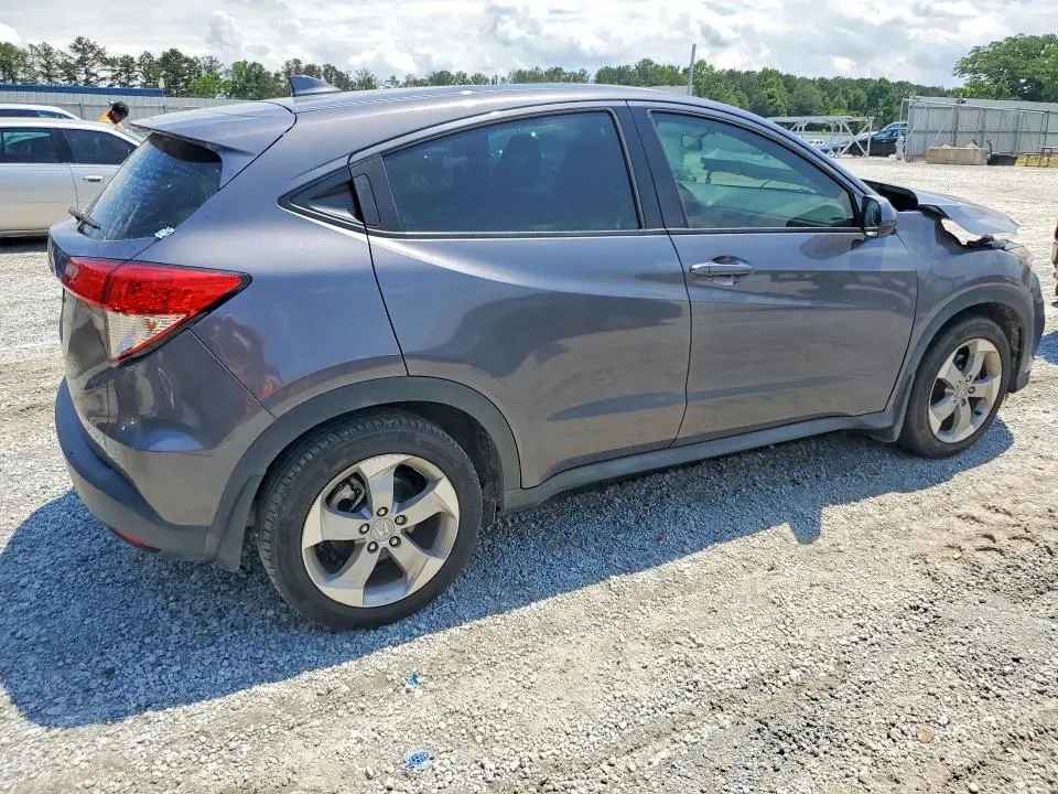 2022 HONDA HR-V LX  