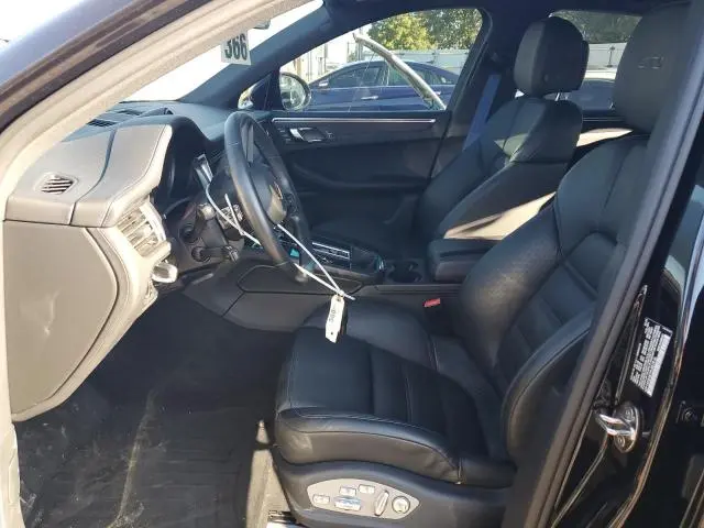 2023 PORSCHE MACAN GTS  