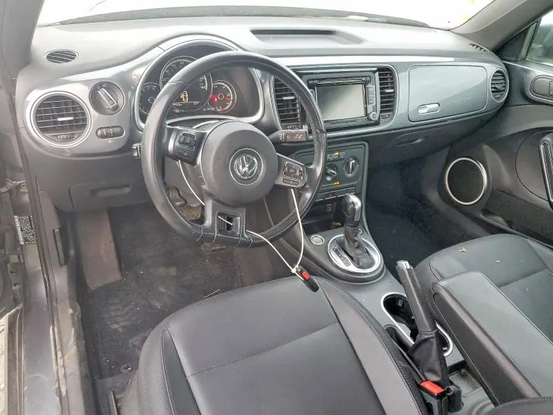 2013 VOLKSWAGEN BEETLE   
