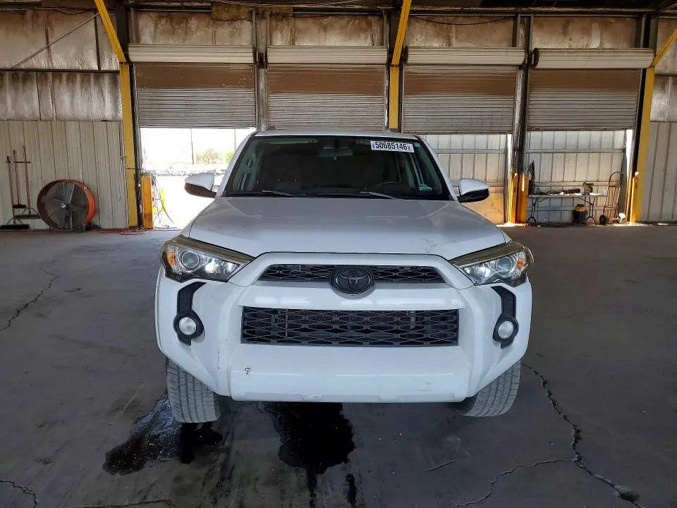 2015 TOYOTA 4RUNNER SR5  