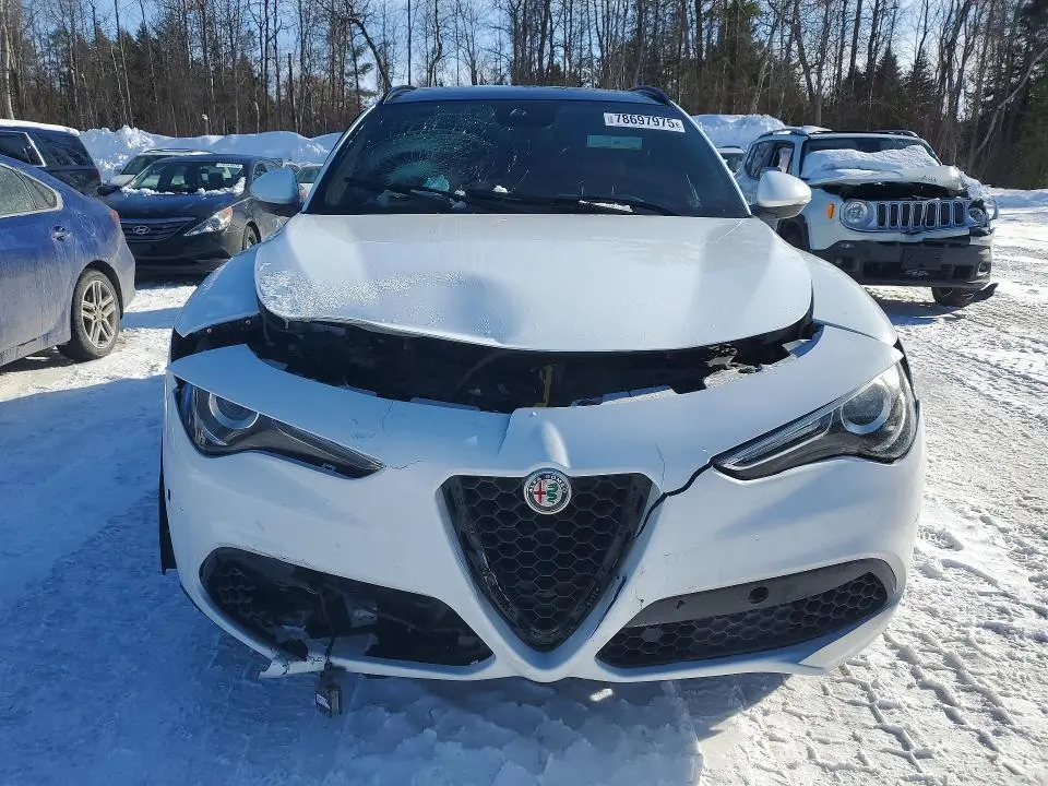 2018 ALFA ROMEO STELVIO TI SPORT  