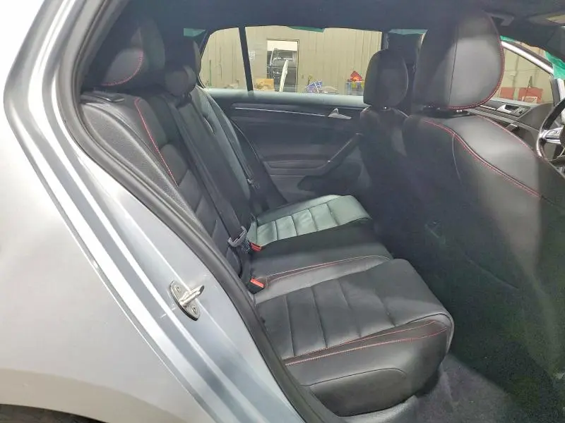 2017 VOLKSWAGEN GTI S/SE  