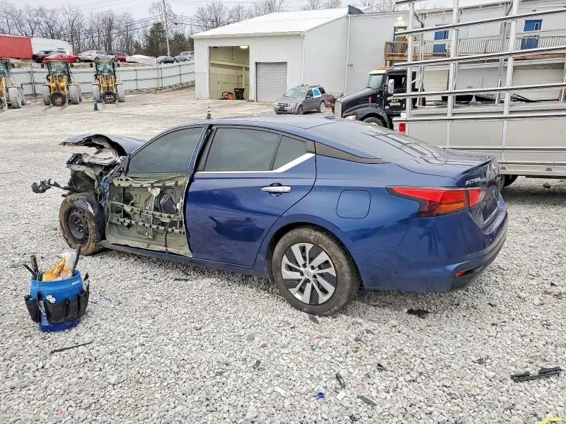 2019 NISSAN ALTIMA S  