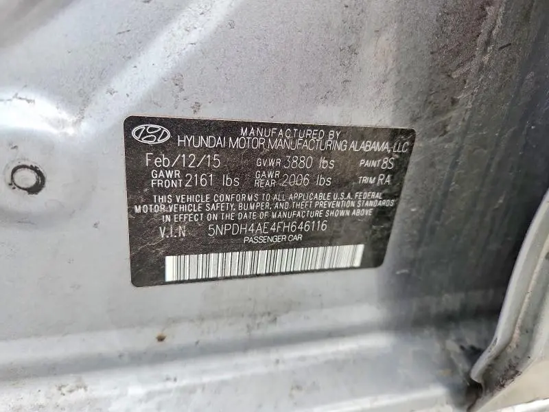2015 HYUNDAI ELANTRA SE  