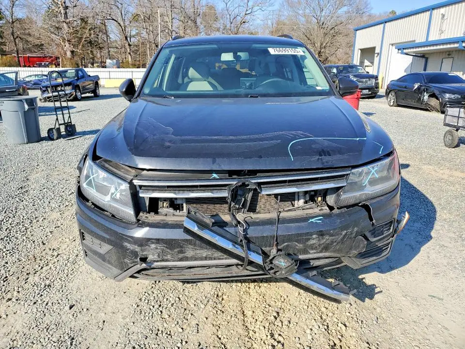 2020 VOLKSWAGEN TIGUAN S  
