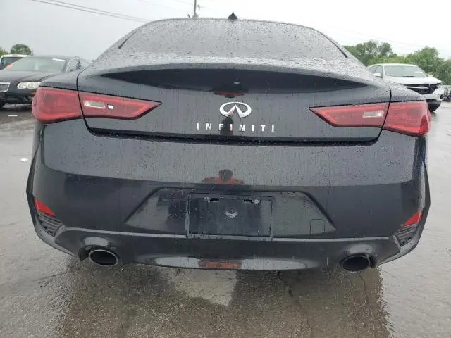 2018 INFINITI Q60 LUXE 300  