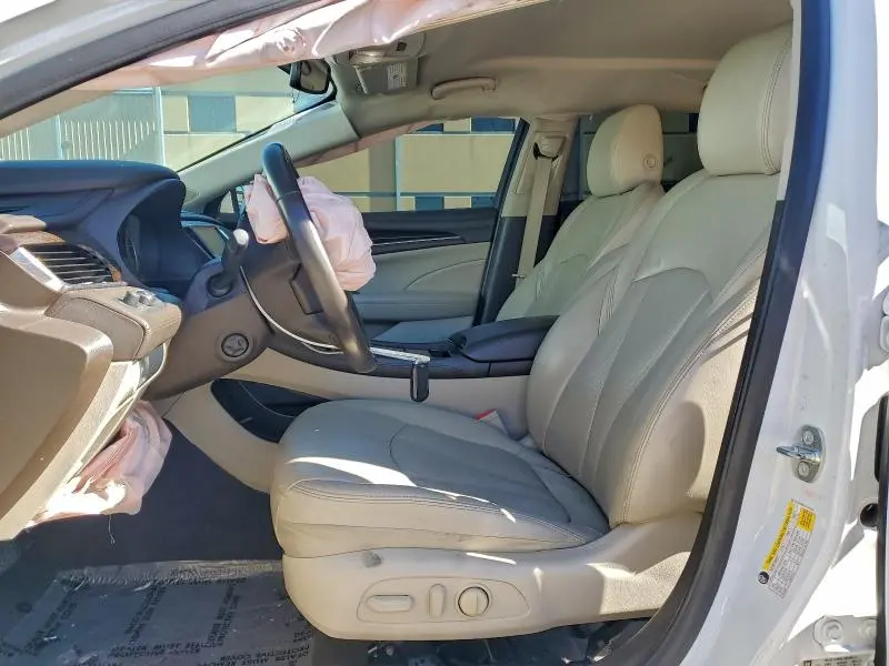 2017 BUICK LACROSSE ESSENCE  