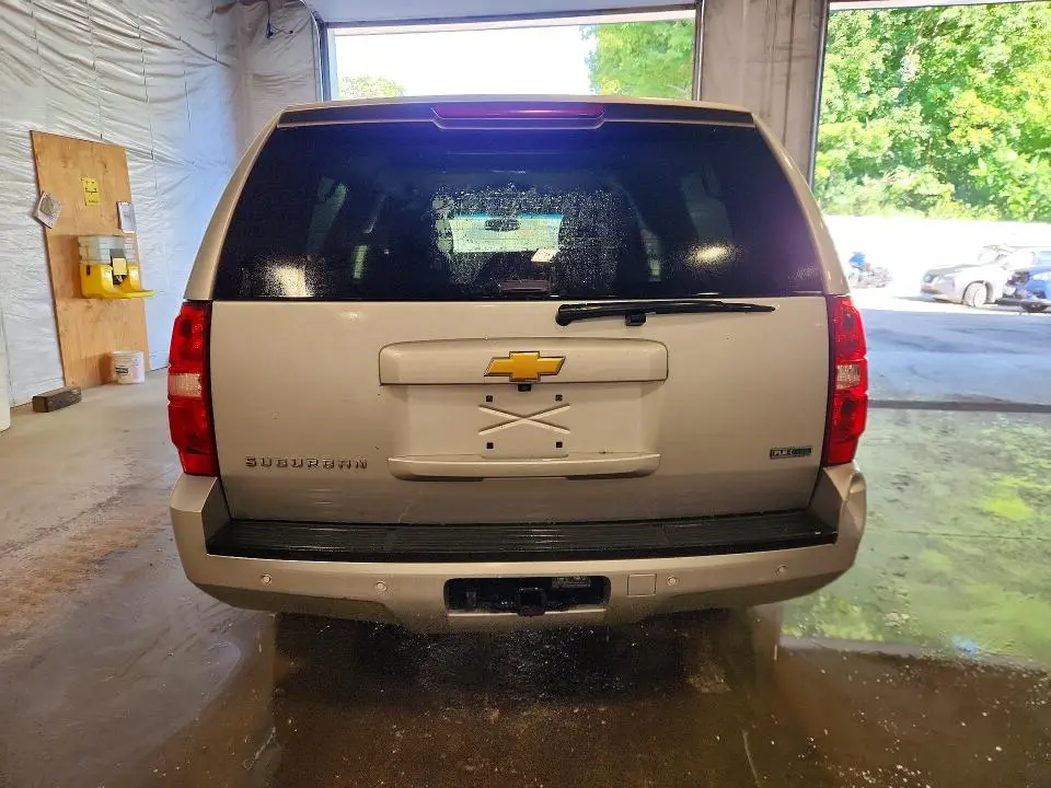 2012 CHEVROLET SUBURBAN K1500 LS  