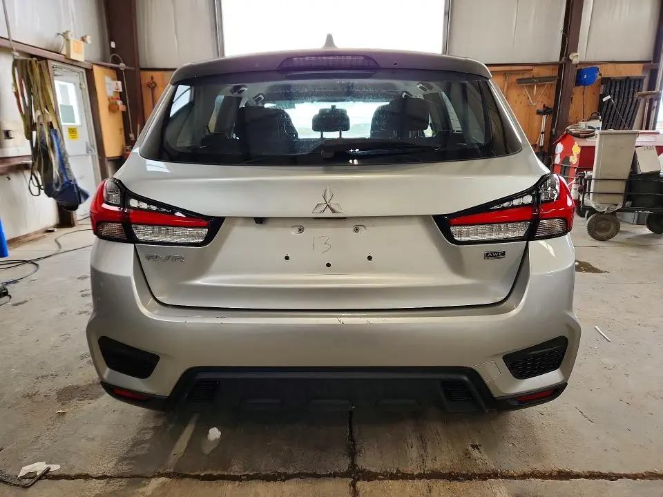 2021 MITSUBISHI RVR ES  