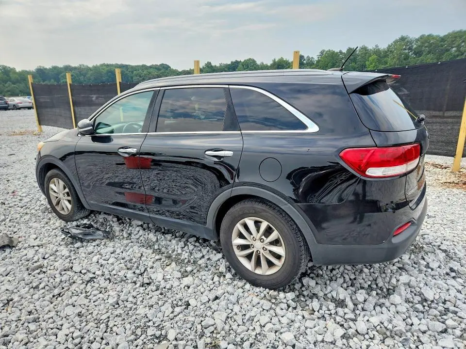 2017 KIA SORENTO LX V6  