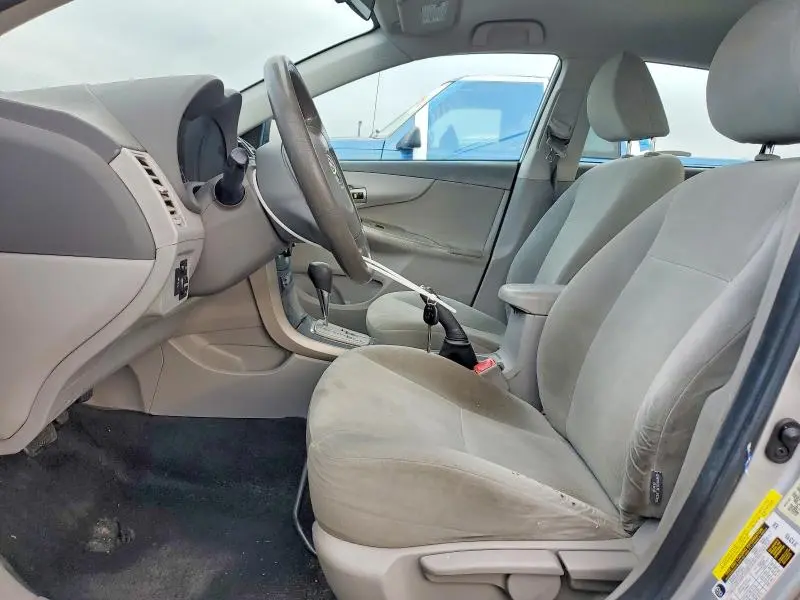 2010 TOYOTA COROLLA BASE  