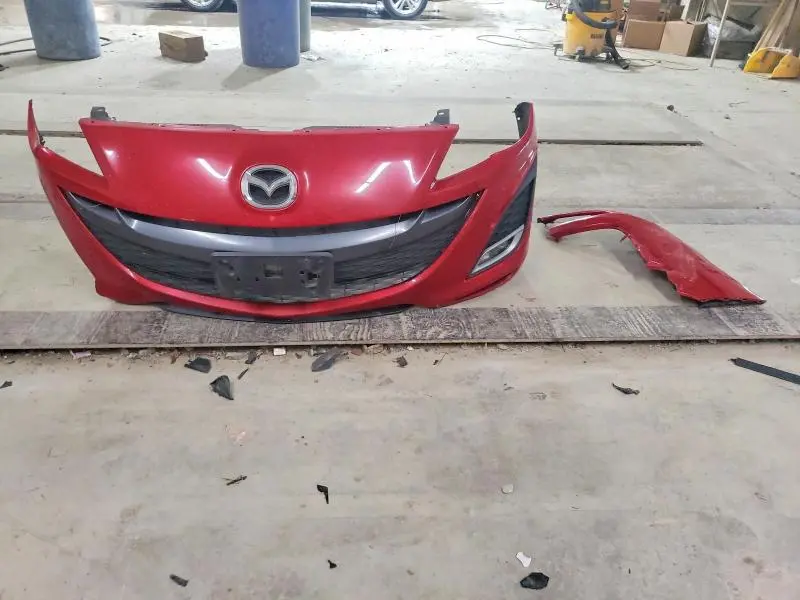 2011 MAZDA 3 S  