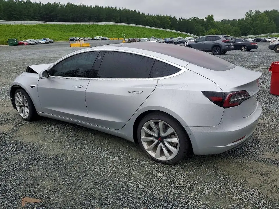 2018 TESLA MODEL 3   