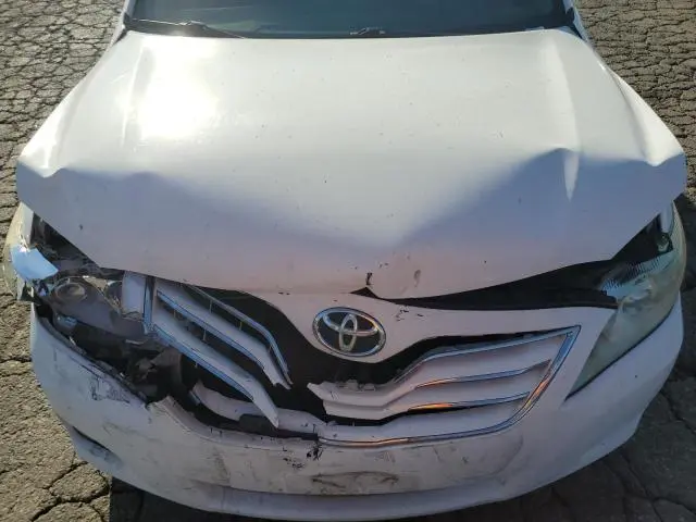 2010 TOYOTA CAMRY SE  