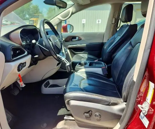 2017 CHRYSLER PACIFICA TOURING L  