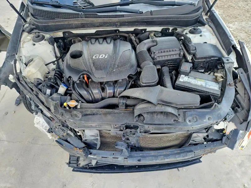 2012 HYUNDAI SONATA GLS  