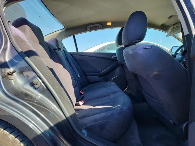 2010 NISSAN ALTIMA BASE  