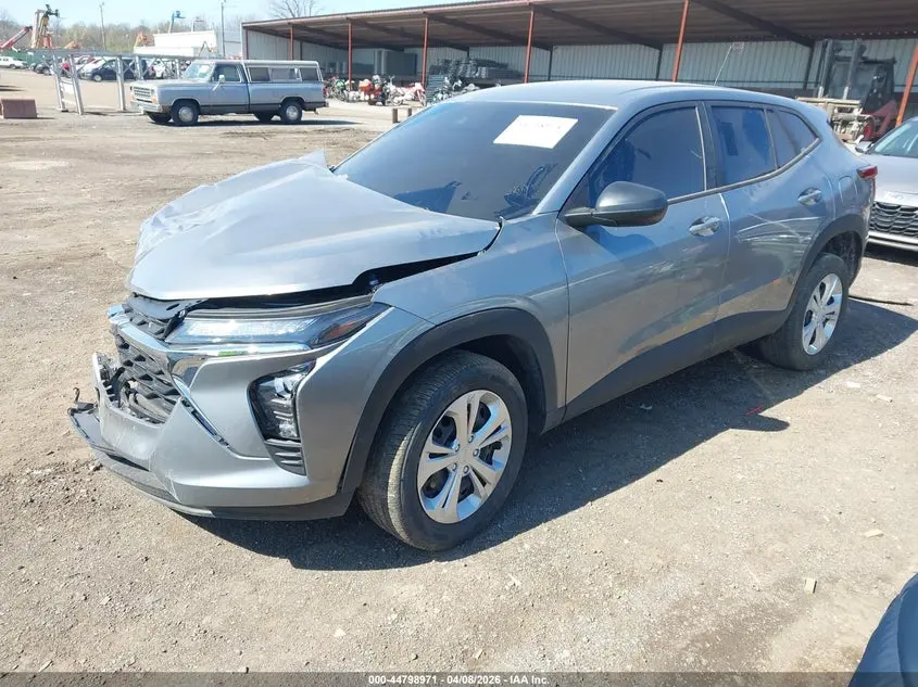 2025 CHEVROLET TRAX FWD LS