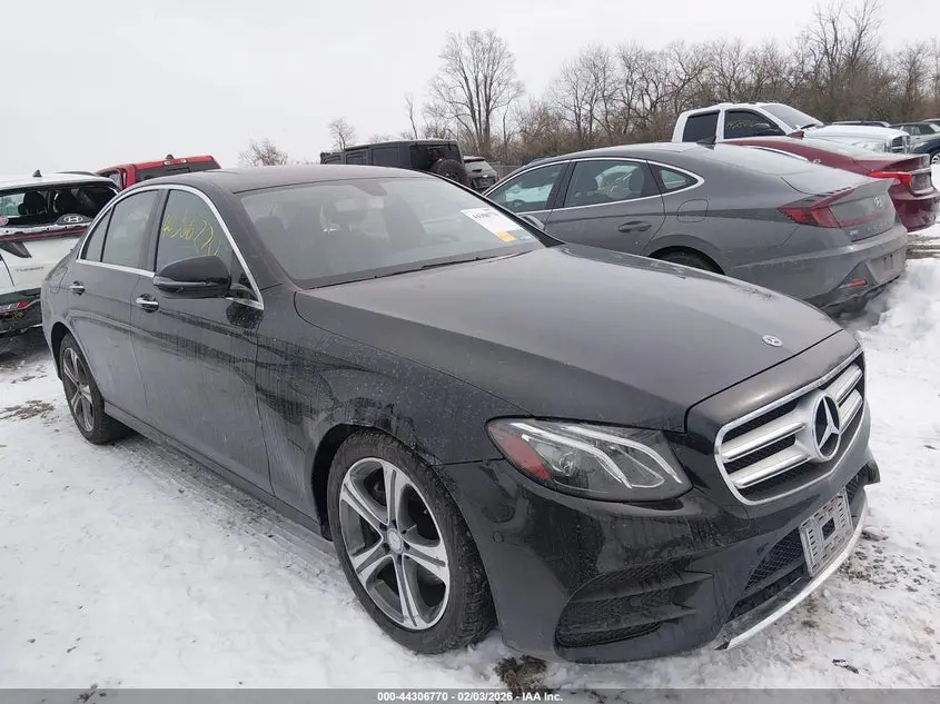 2018 MERCEDES-BENZ E 300  