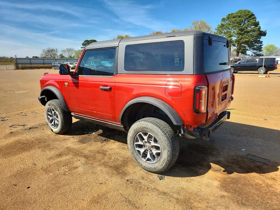 2023 FORD BRONCO BASE  