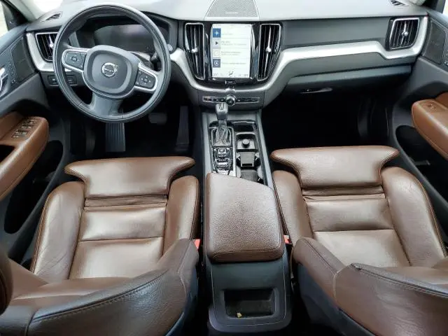 2019 VOLVO XC60 T5 MOMENTUM  