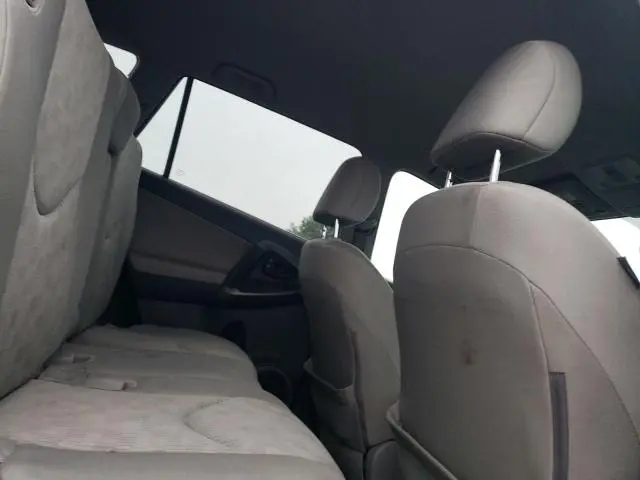 2011 TOYOTA RAV4 BASE  