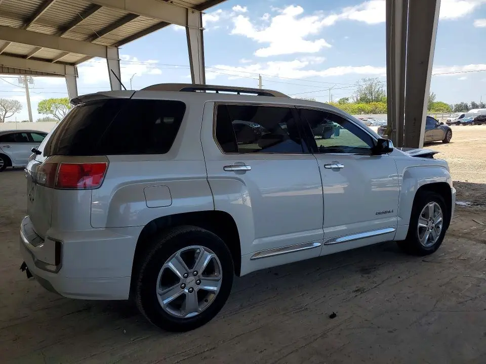 2017 GMC TERRAIN DENALI  