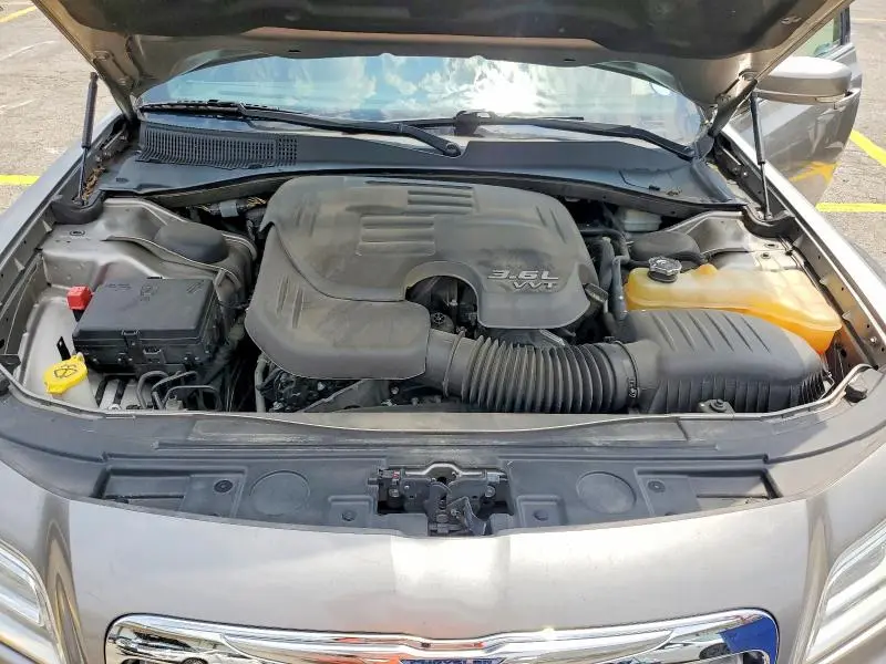 2014 CHRY 300   