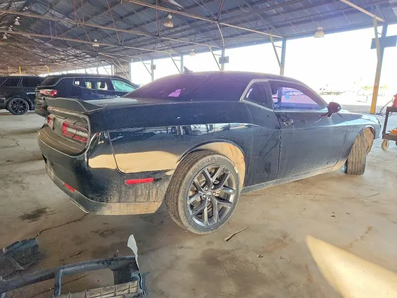 2021 DODGE CHALLENGER SXT  