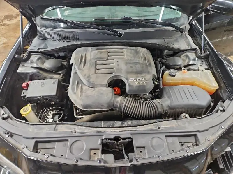 2017 CHRYSLER 300 LIMITED  