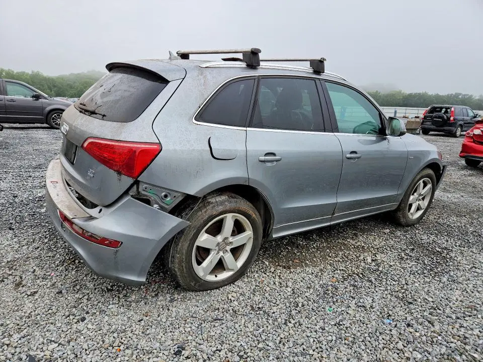 2011 AUDI Q5 PREMIUM PLUS  