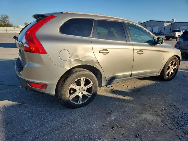 2011 VOLVO XC60 T6  