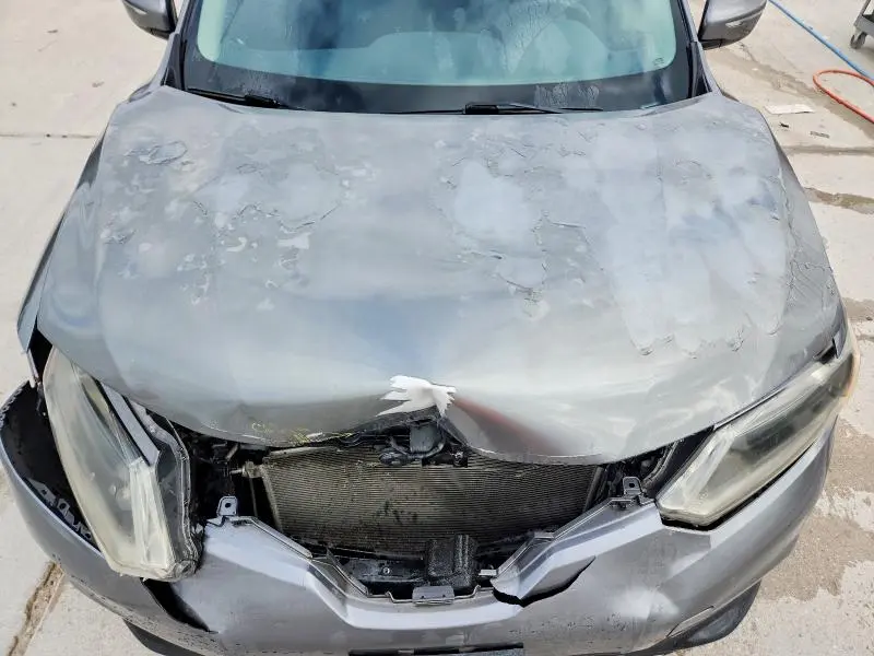 2015 NISSAN ROGUE S  