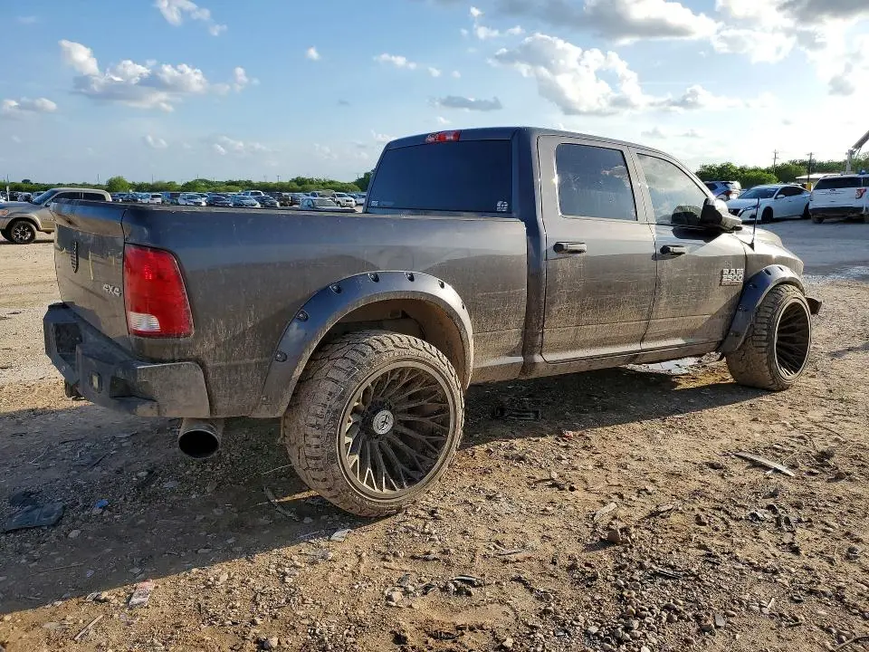 2015 RAM 2500 ST  