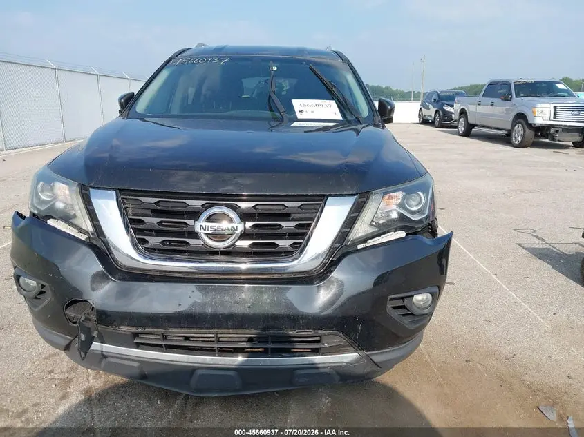 2018 NISSAN PATHFINDER SV