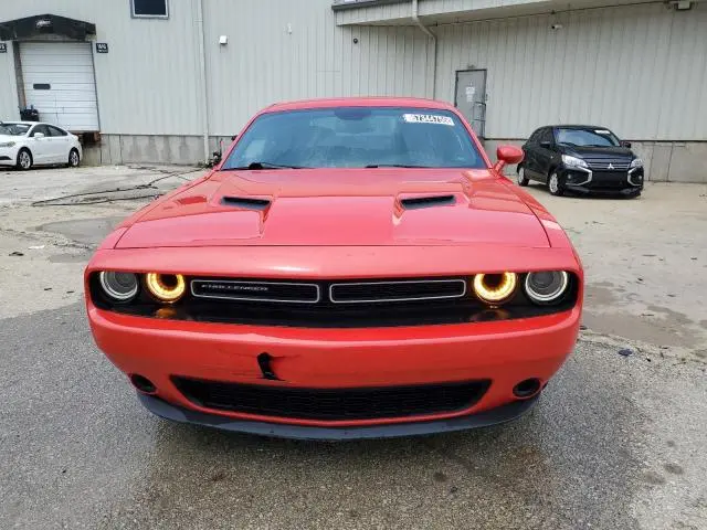 2015 DODGE CHALLENGER SXT  