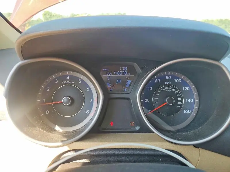 2012 HYUNDAI ELANTRA LIMITED  