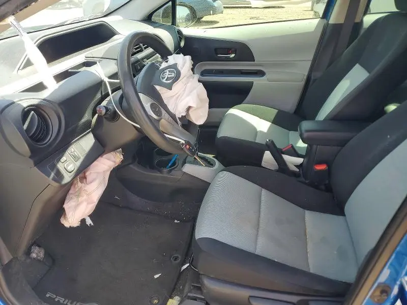 2013 TOYOTA PRIUS C TWO  