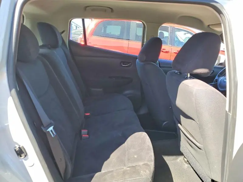 2013 NISSAN LEAF S  