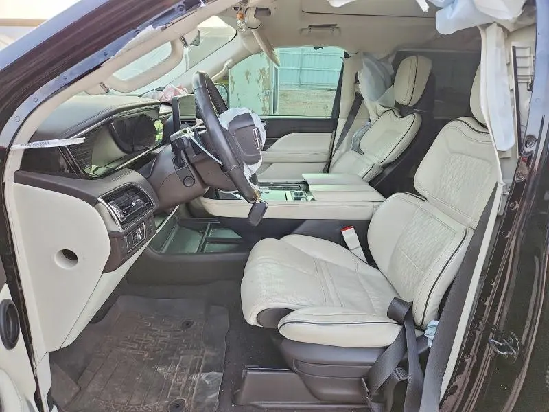 2022 LINCOLN NAVIGATOR L BLACK LABEL  