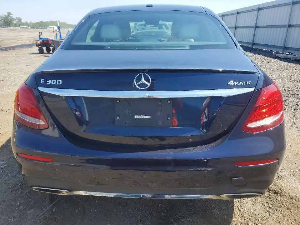2017 MERCEDES-BENZ E 300 4MATIC  