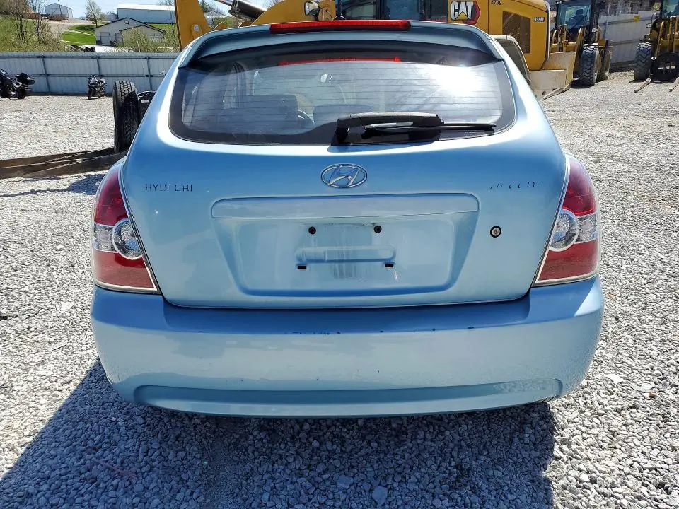 2011 HYUNDAI ACCENT GS  