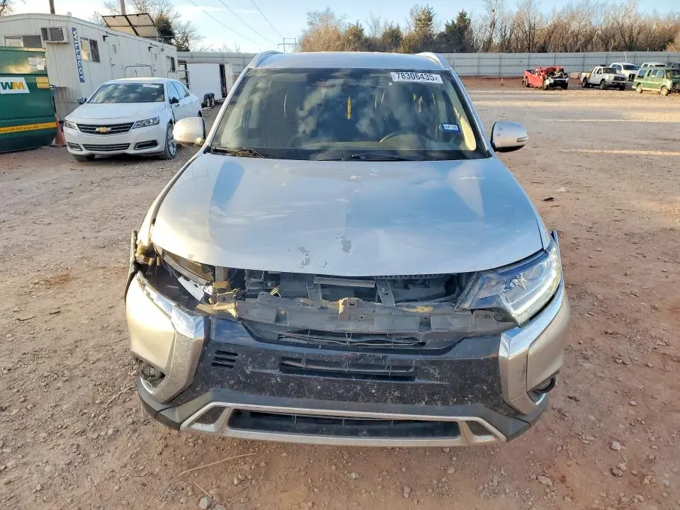 2020 MITSUBISHI OUTLANDER   