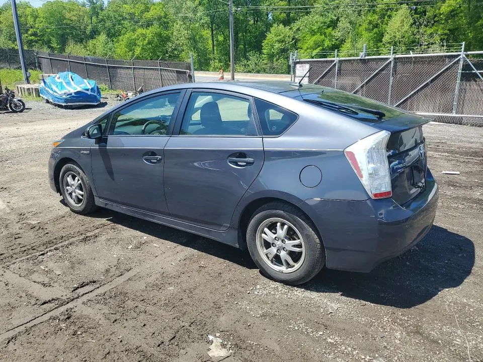 2011 TOYOTA PRIUS TWO  