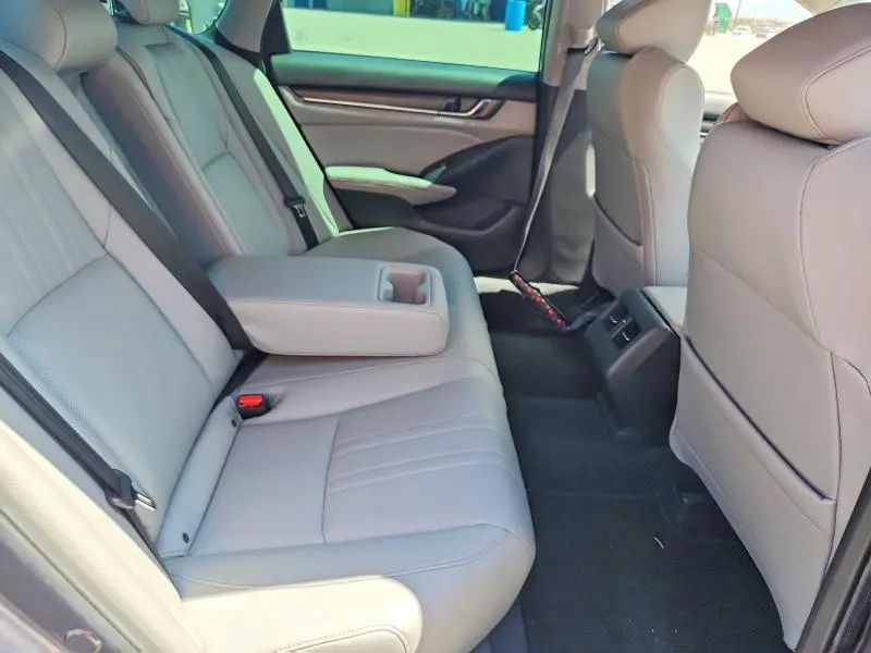 2019 HONDA ACCORD TOURING HYBRID  