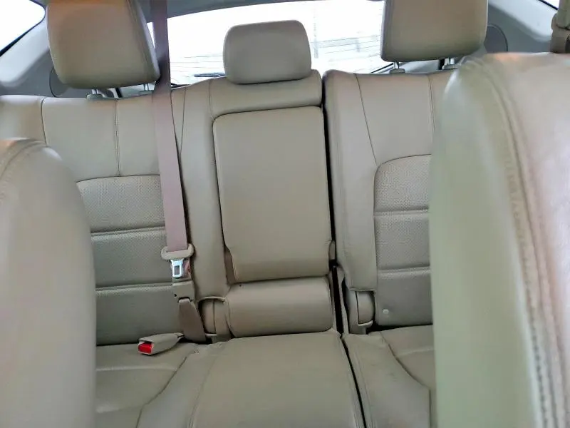 2013 NISSAN MURANO S  