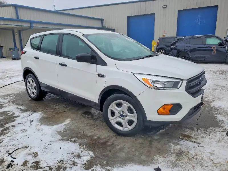 2017 FORD ESCAPE S  