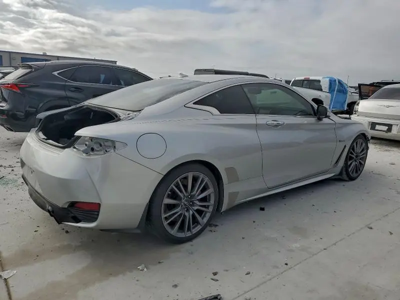 2017 INFINITI Q60 RED SPORT 400  